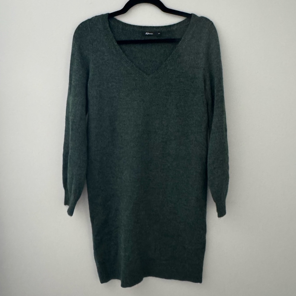 Reitmans Forest Green V-Neck sweater dress